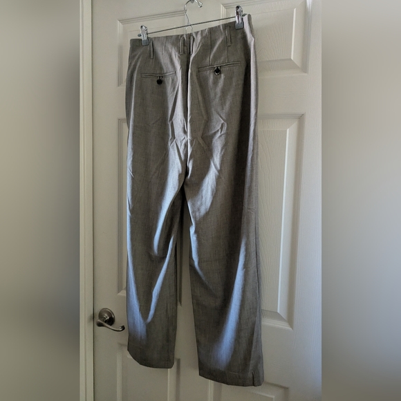 Greige Suit Set - Picture 13 of 14